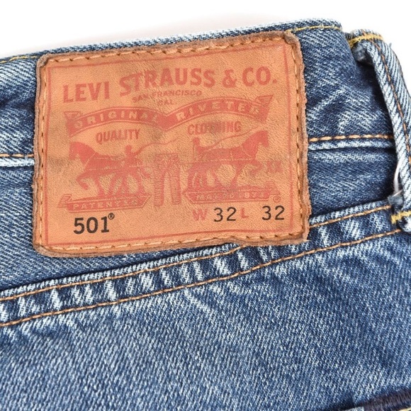 Levi's 501 Button Fly Cutoff Jean Shorts Medium Wash Distressed. - Picture 4 of 7